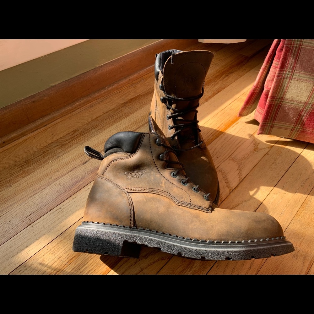Redwing steel toe boots- men’s